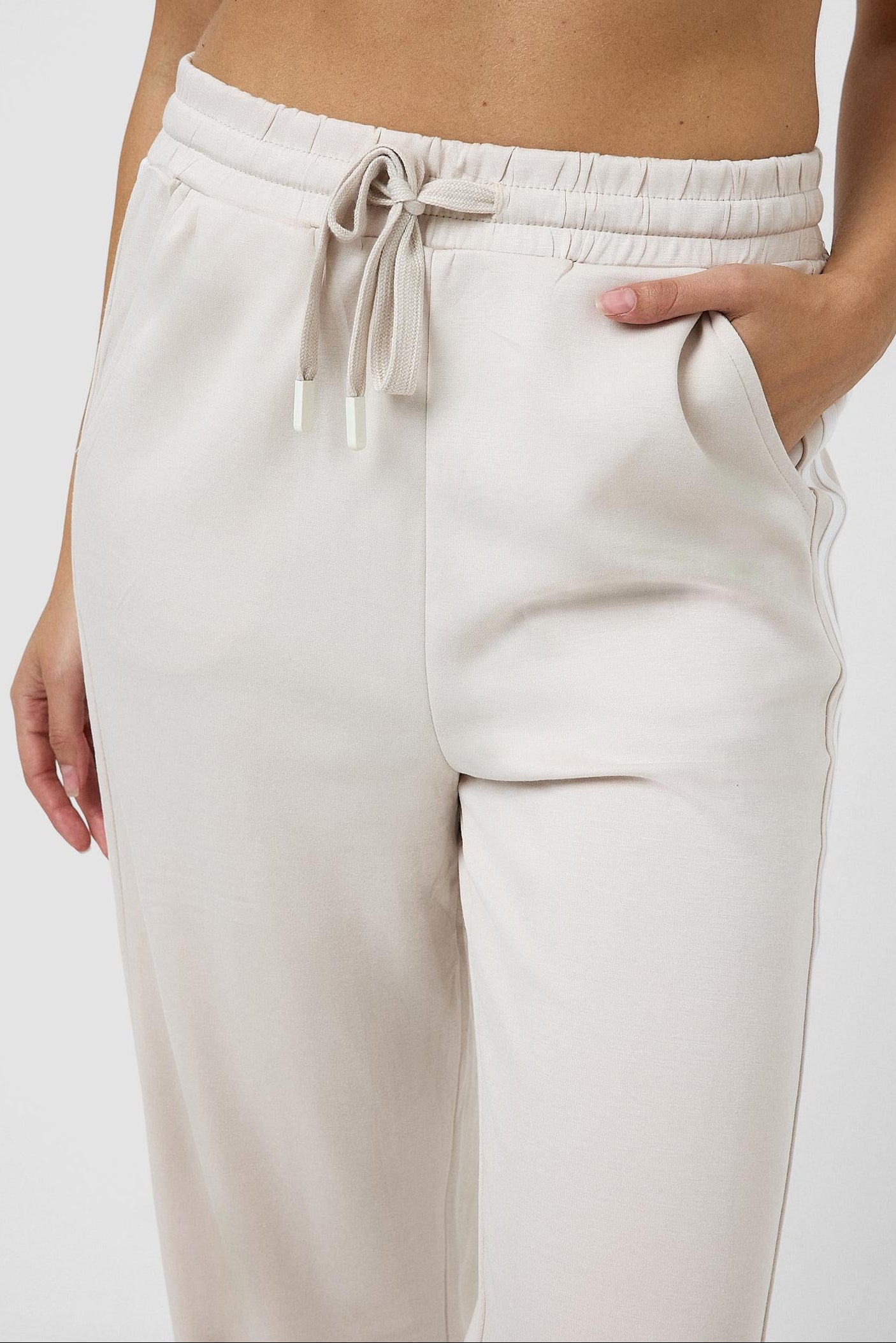 #colore_bianco panna