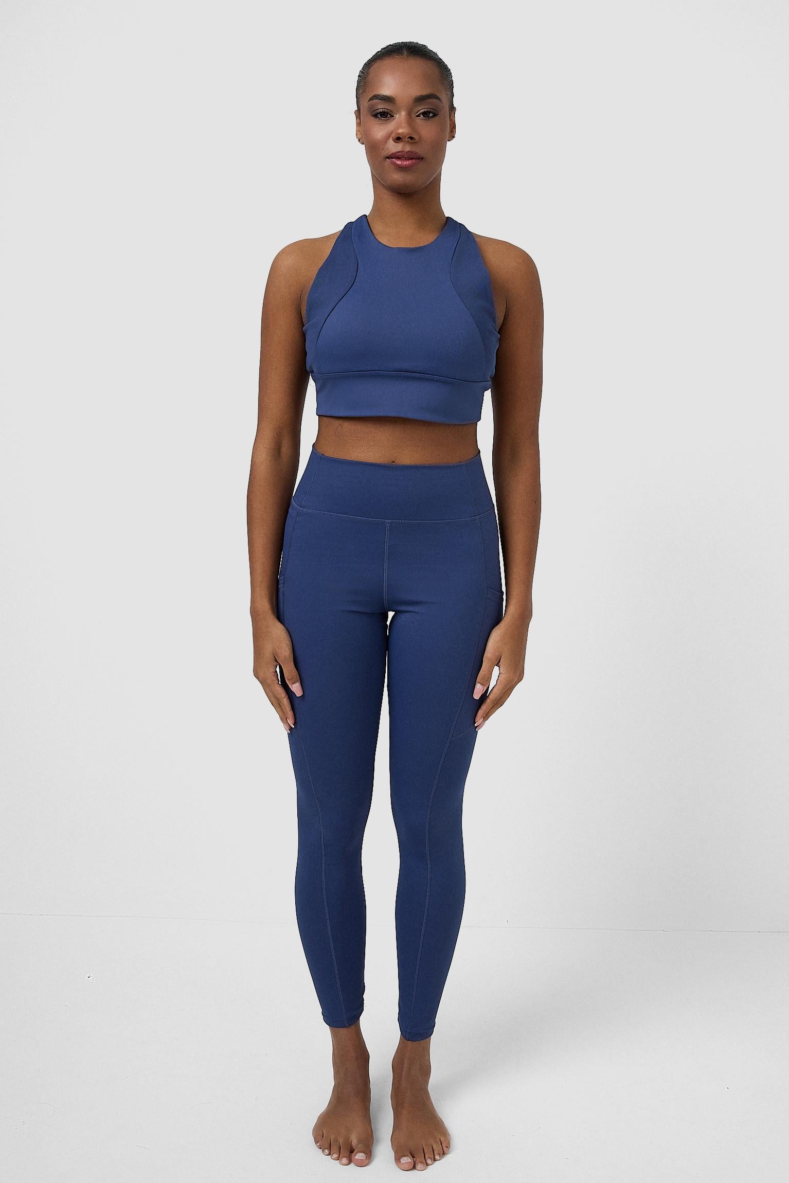 #colore_blu brillante