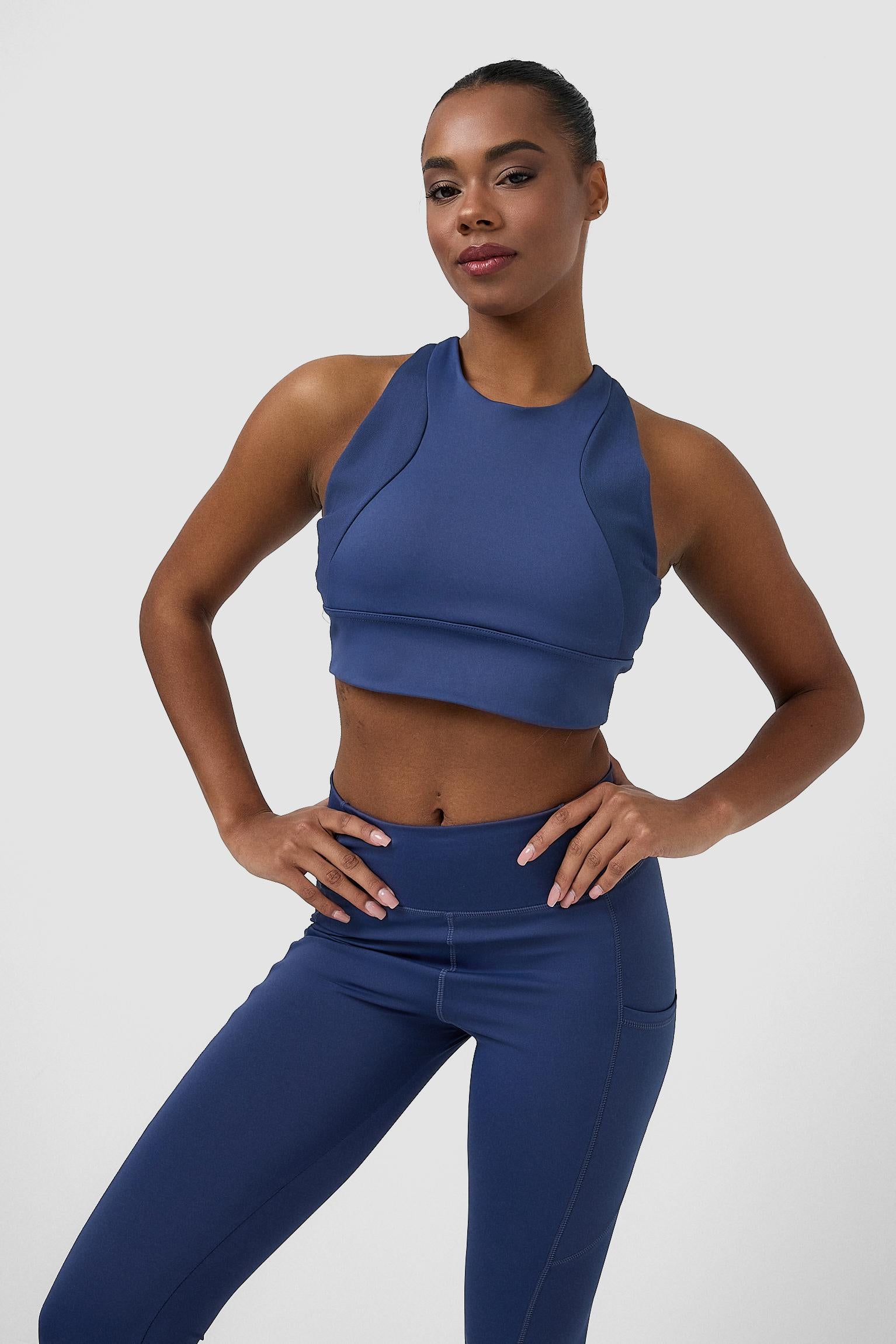 #colore_blu brillante