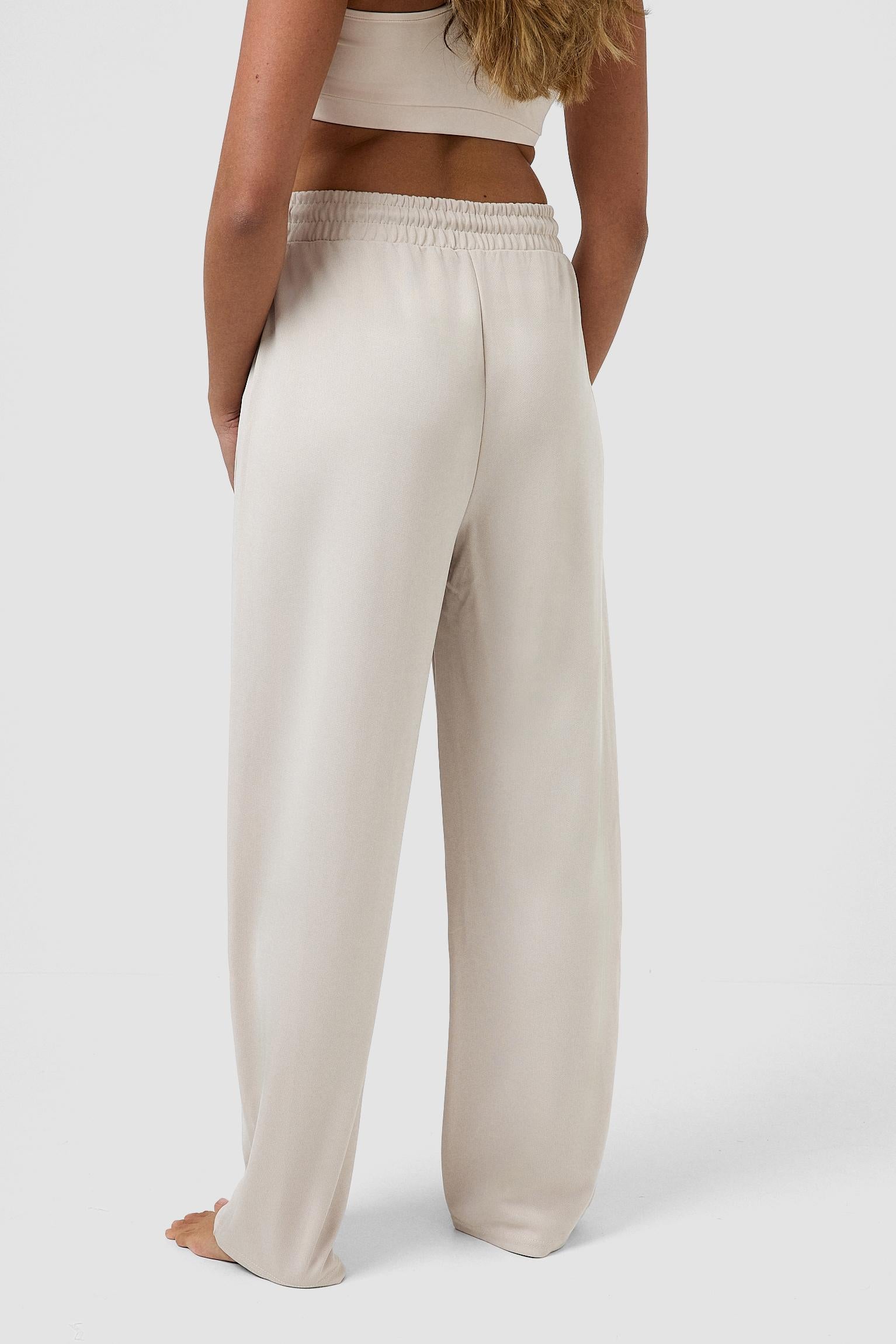 #colore_bianco panna