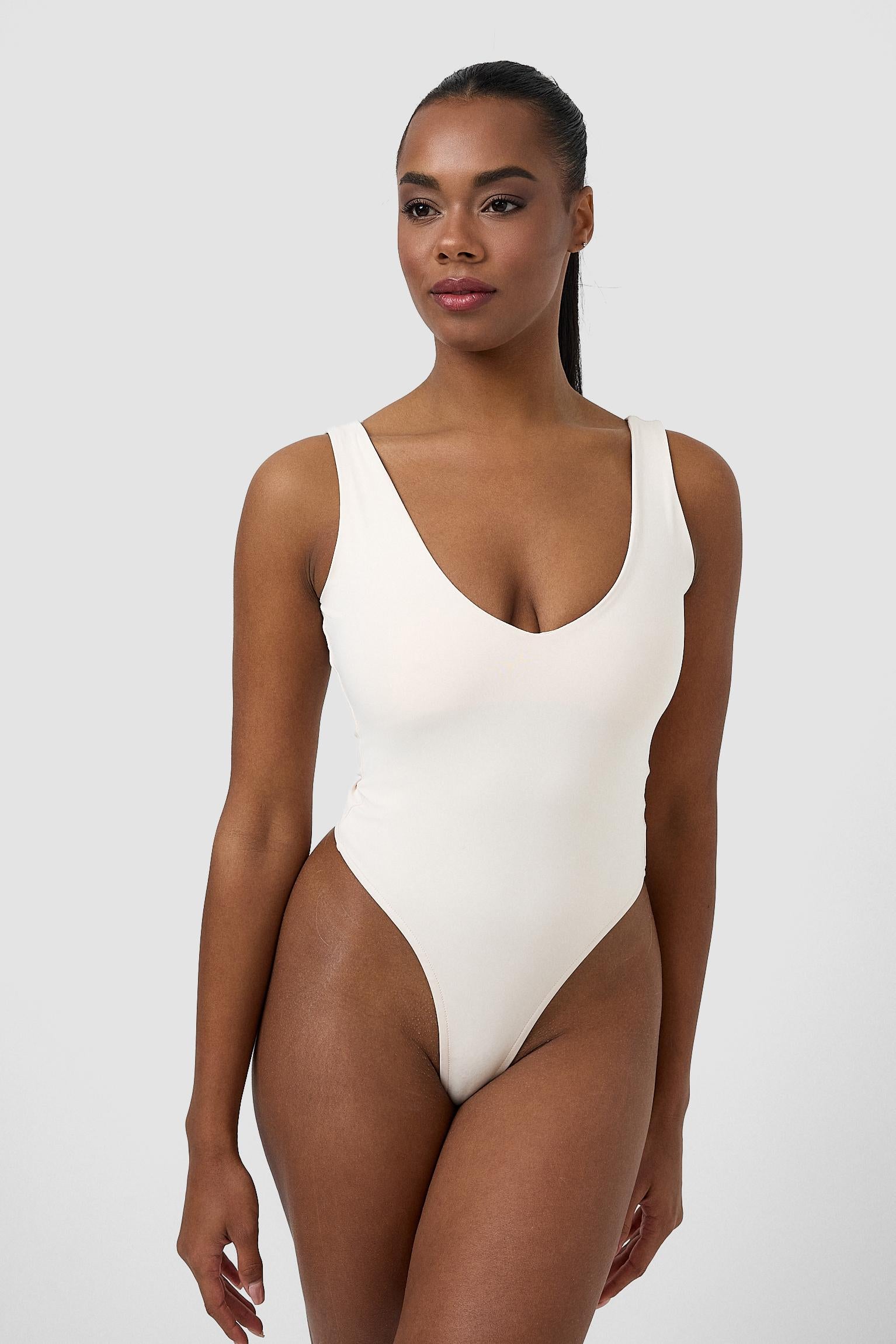 #colore_bianco panna