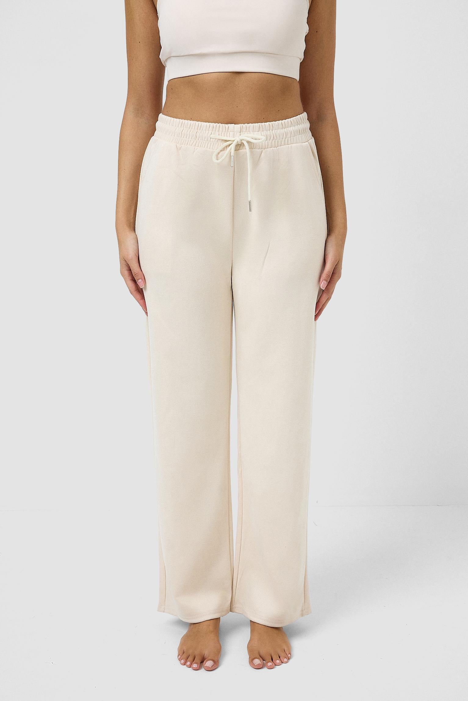 #colore_bianco panna