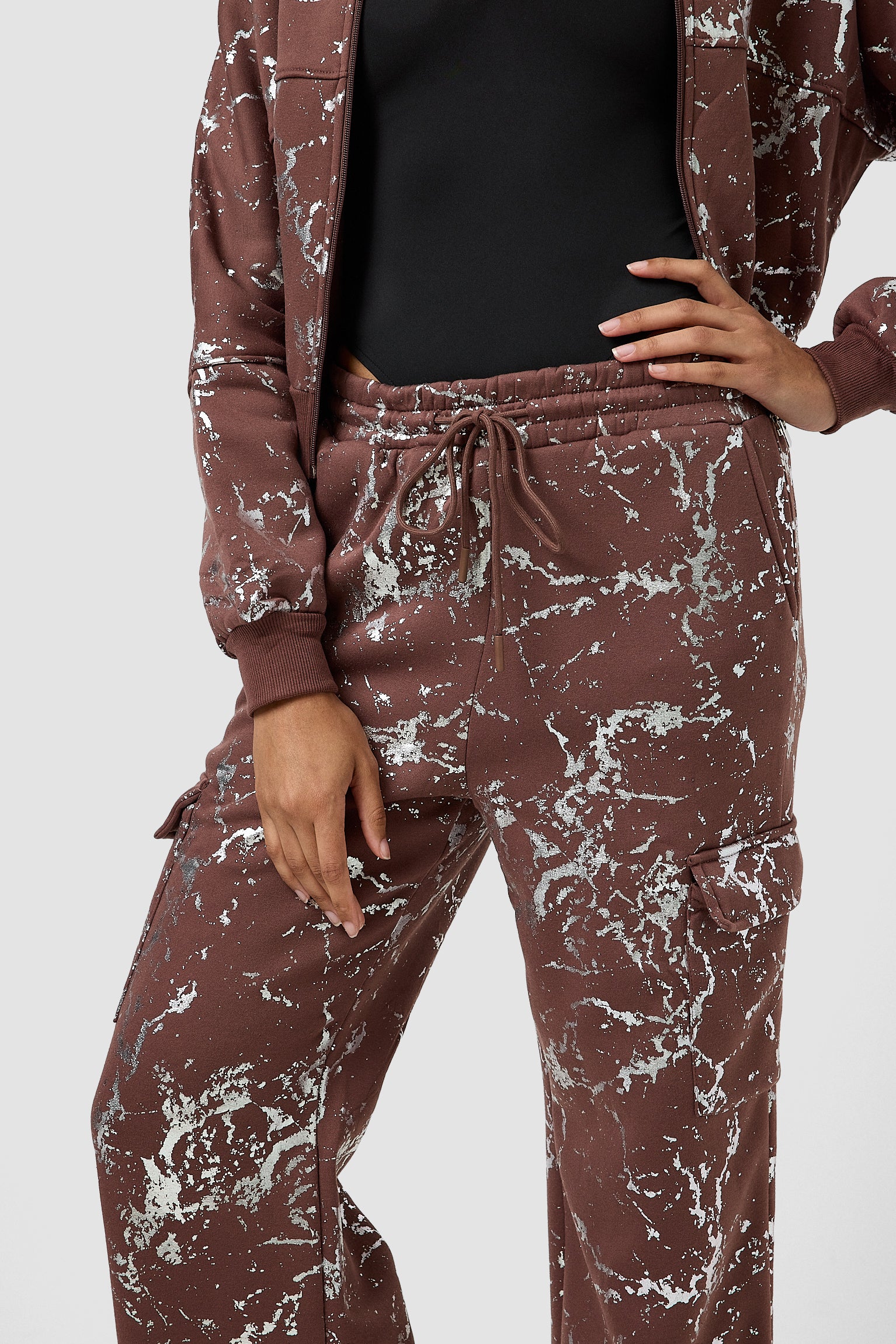 #colore_castagno scuro