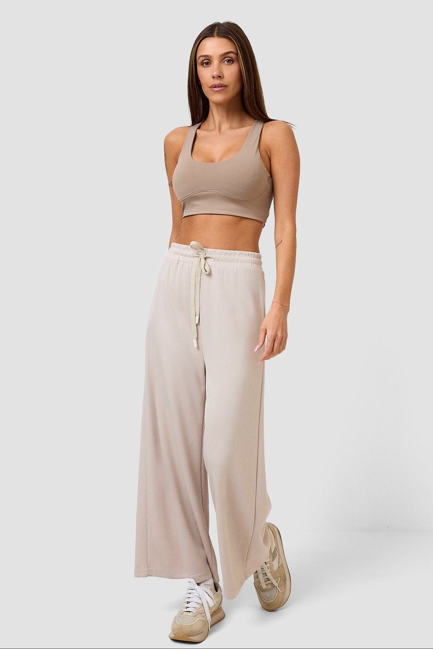 #colore_crema avorio