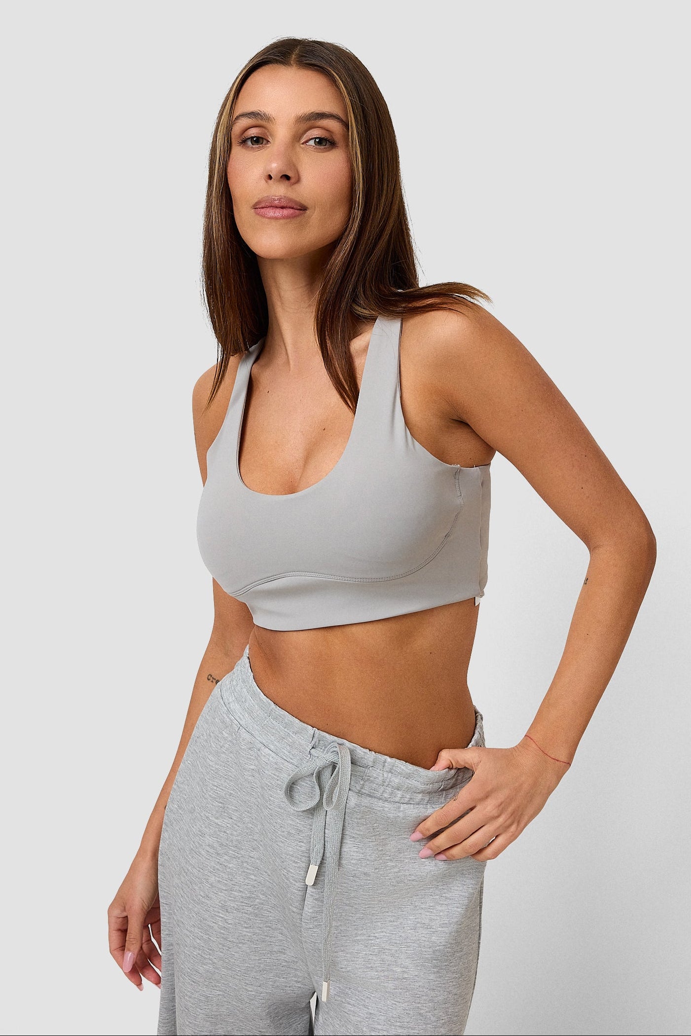 #colore_grigio perla