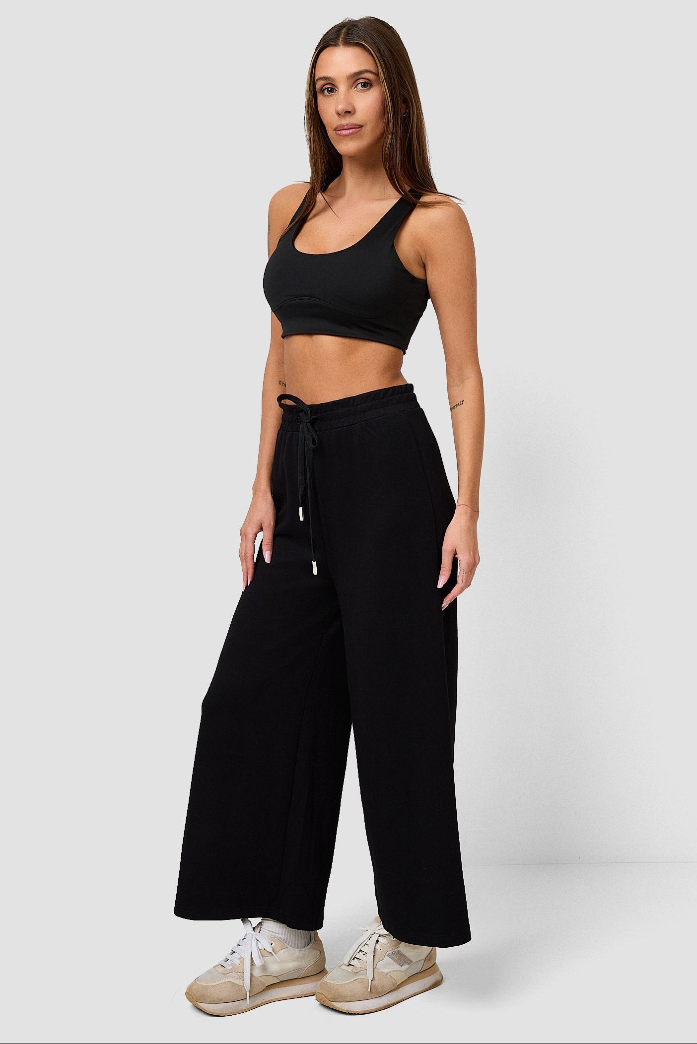 #colore_nero profondo