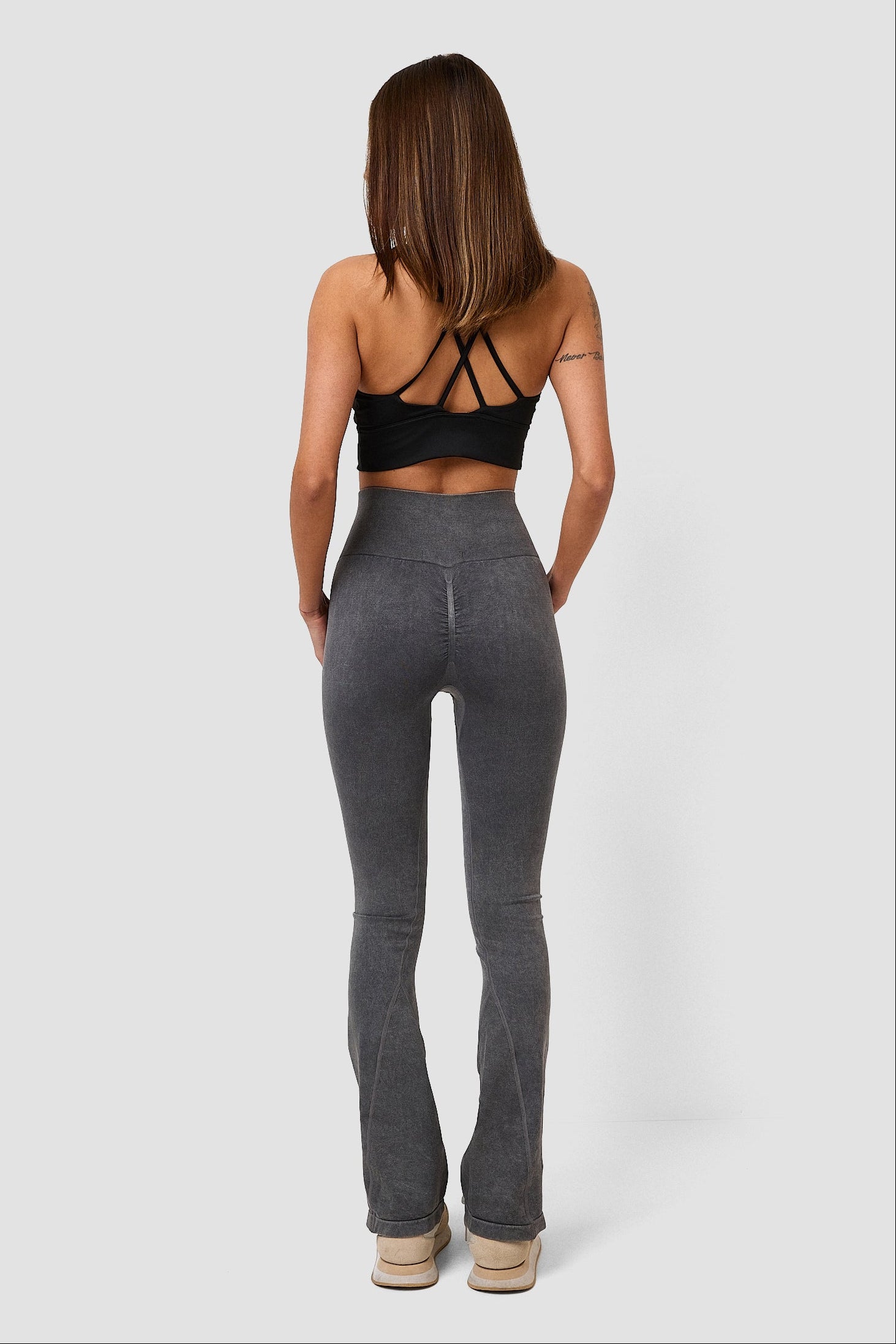 #colore_nero profondo