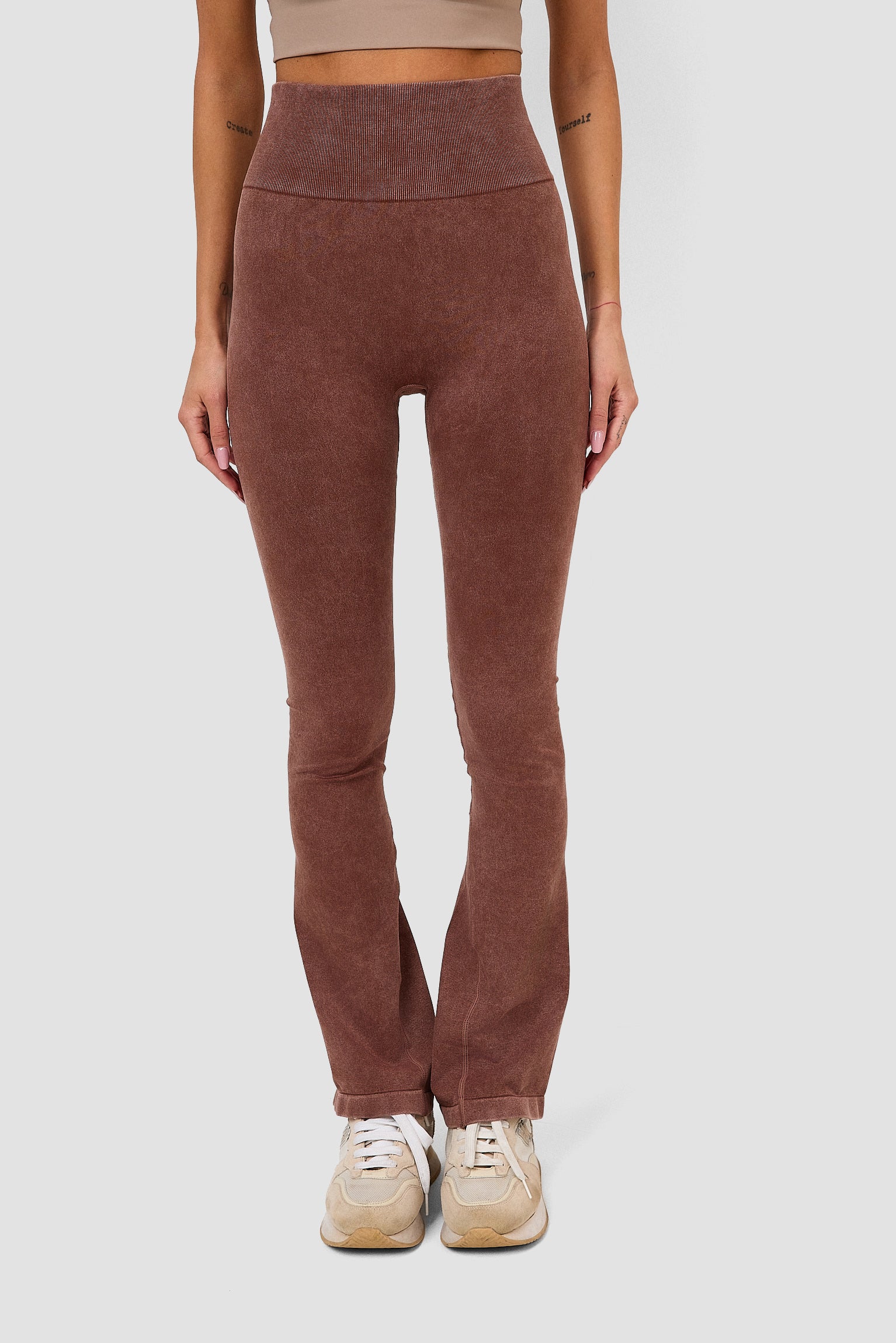 #colore_nocciola classico