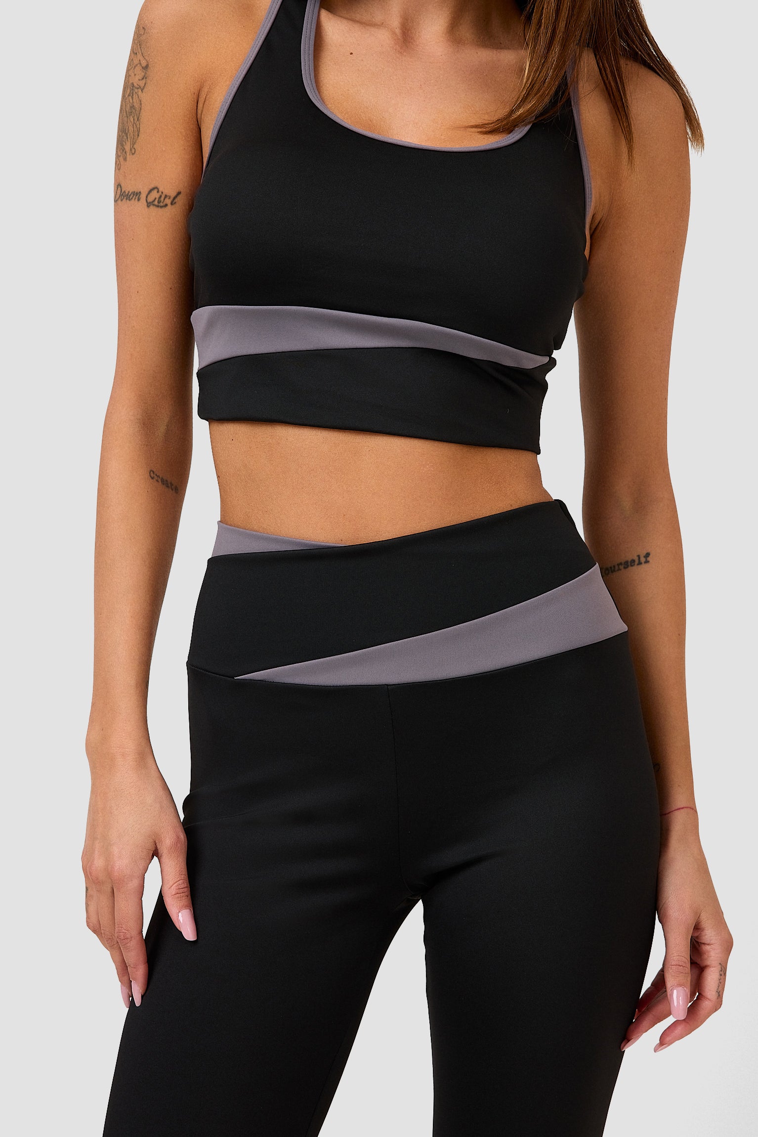 #colore_nero profondo