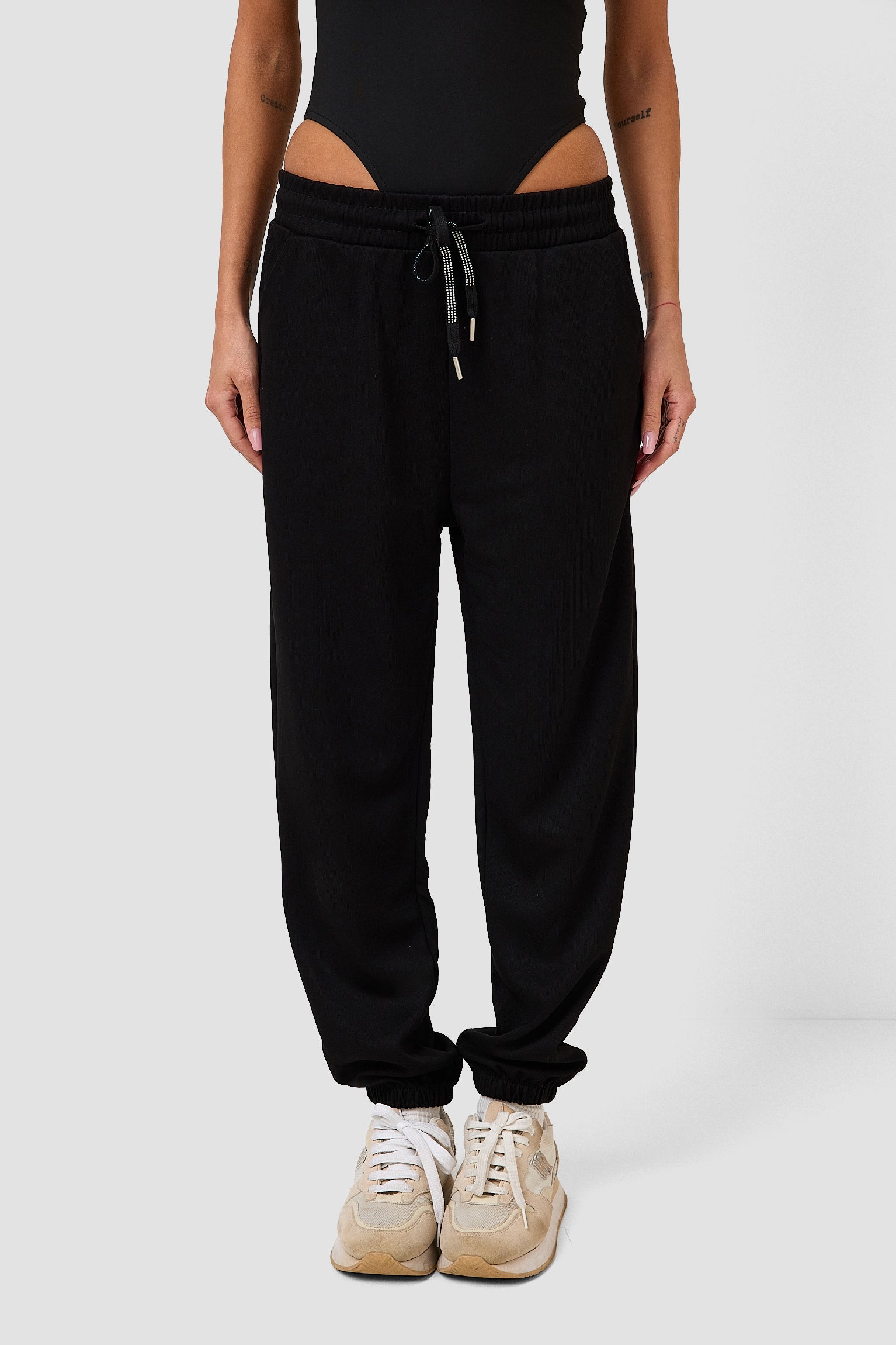 #colore_nero profondo