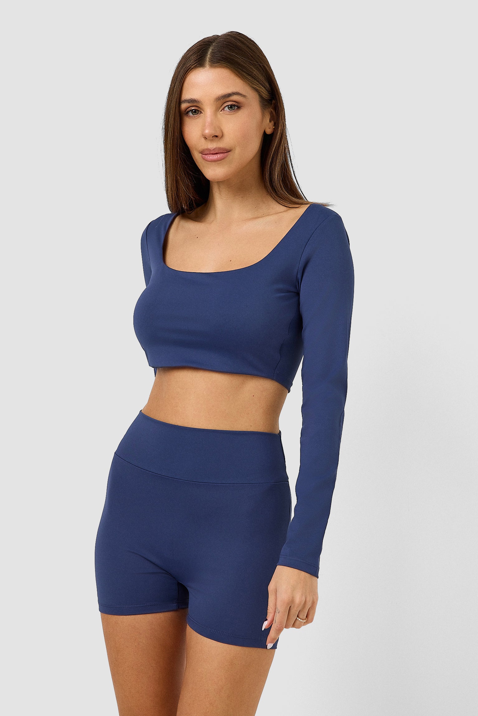 #colore_blu brillante