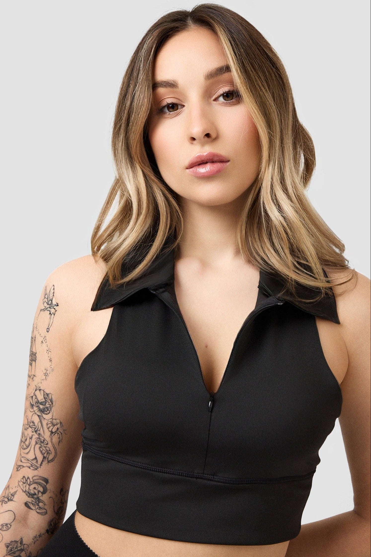 #colore_nero profondo