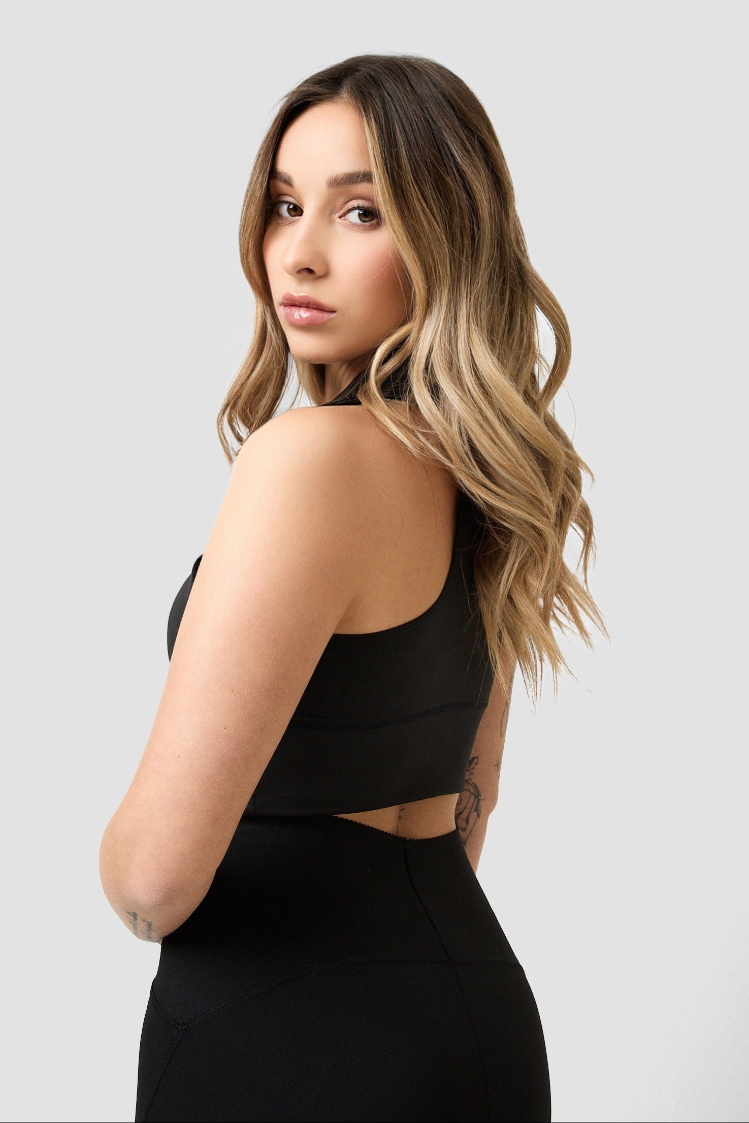 #colore_nero profondo