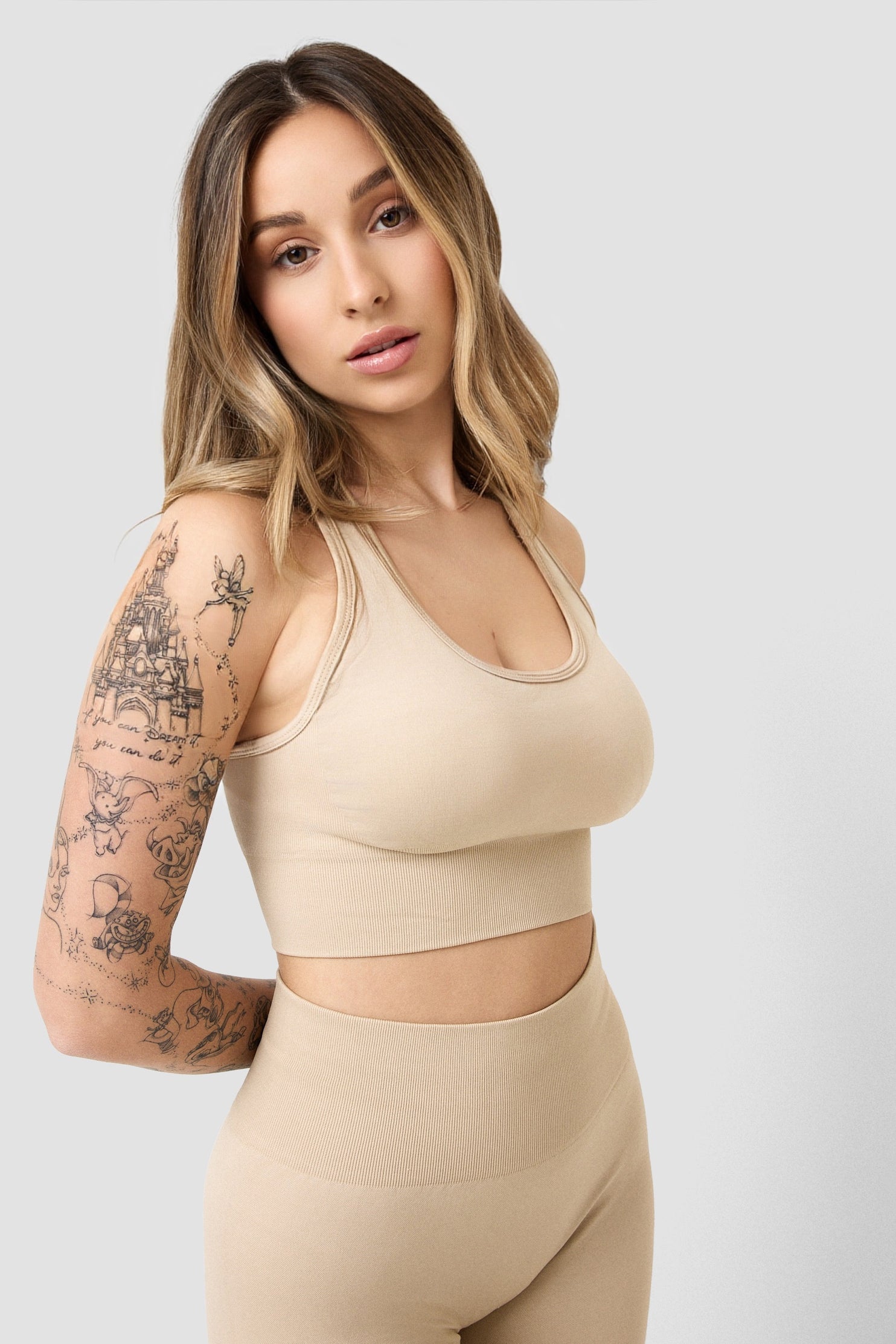 #colore_beige sabbia