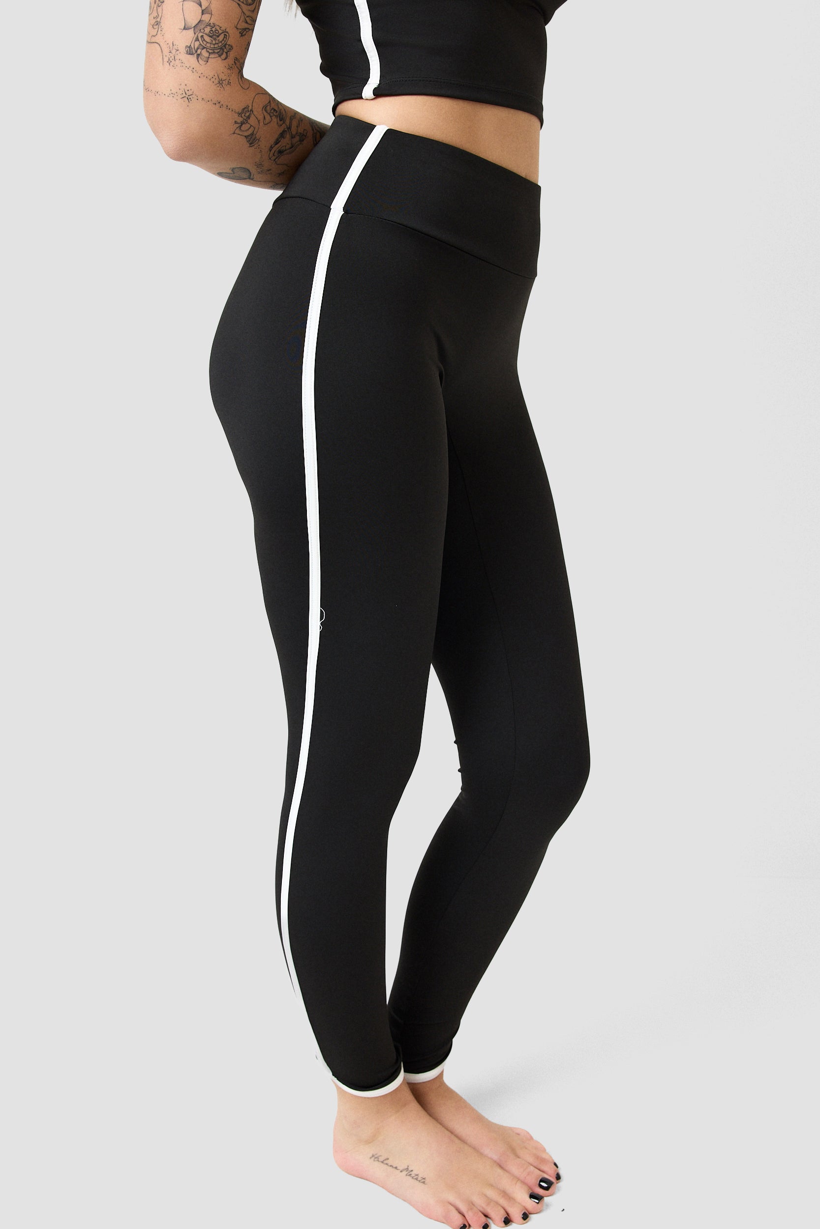 #colore_nero profondo