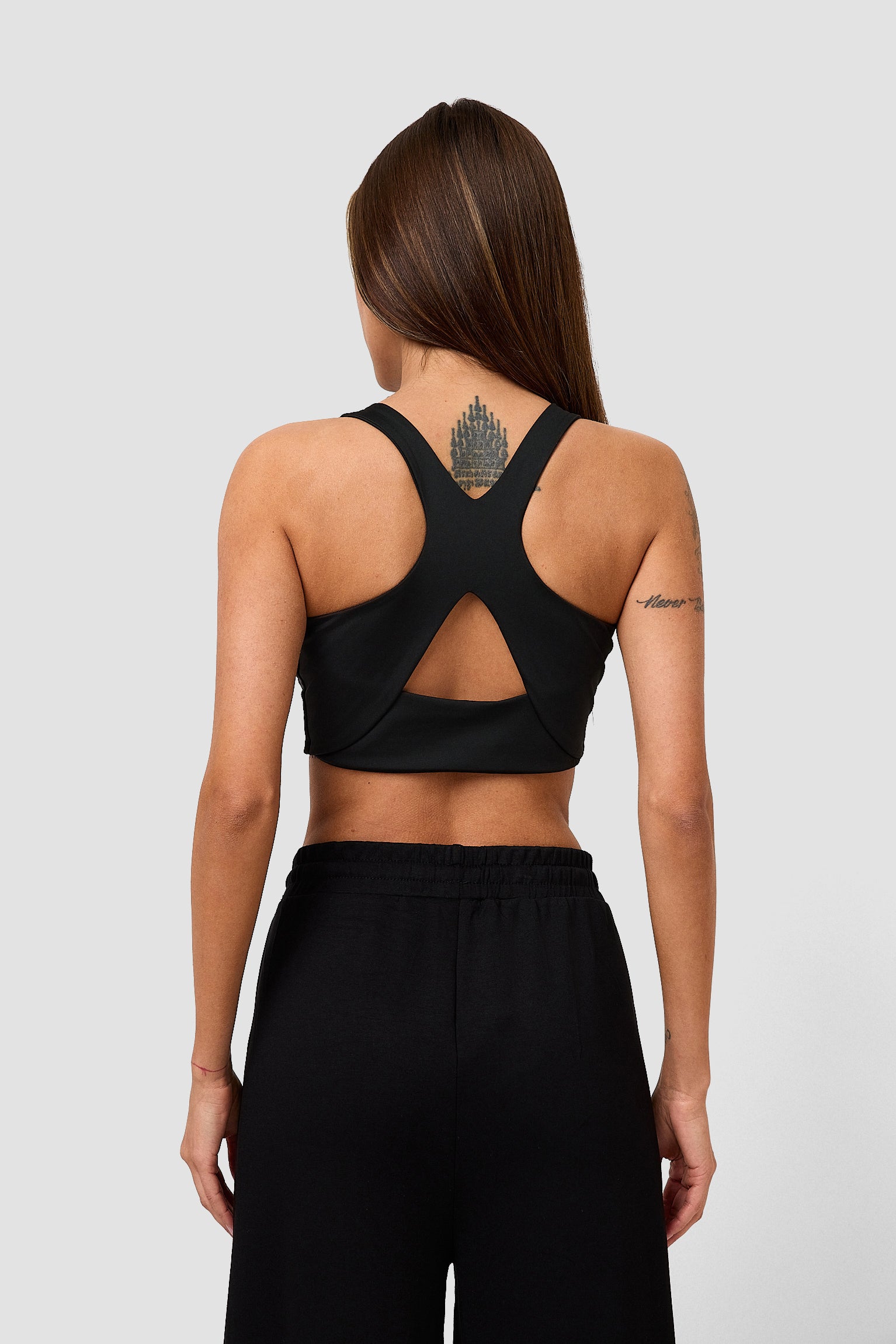 #colore_nero profondo