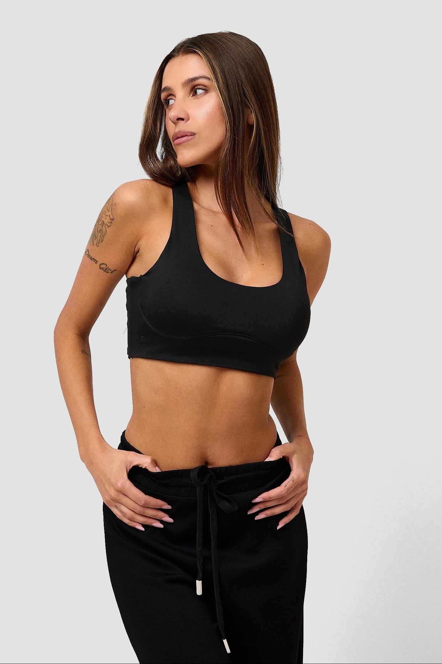 #colore_nero profondo