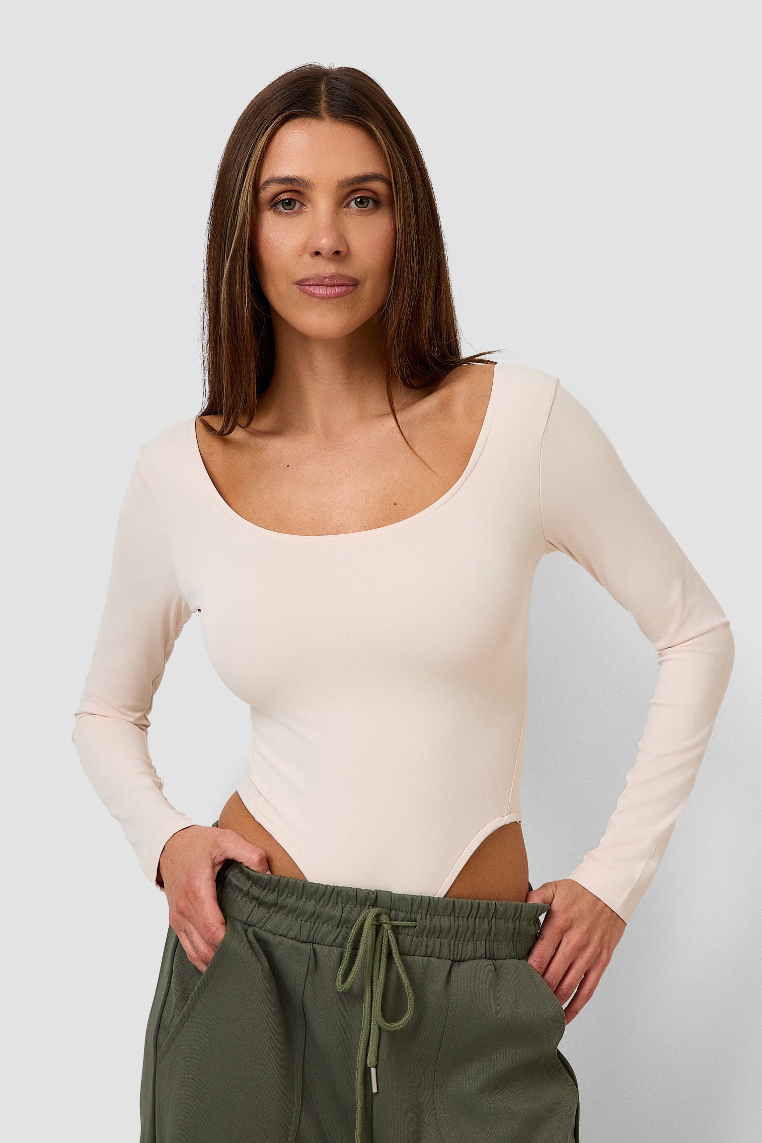 #colore_crema avorio