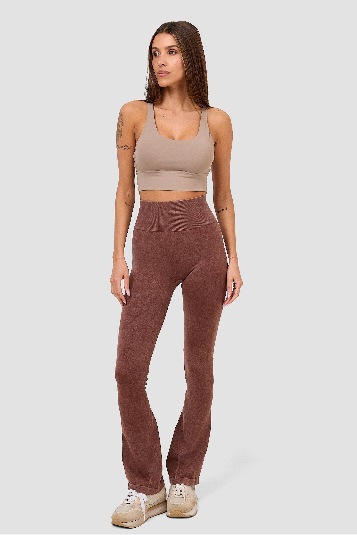 #colore_nocciola classico