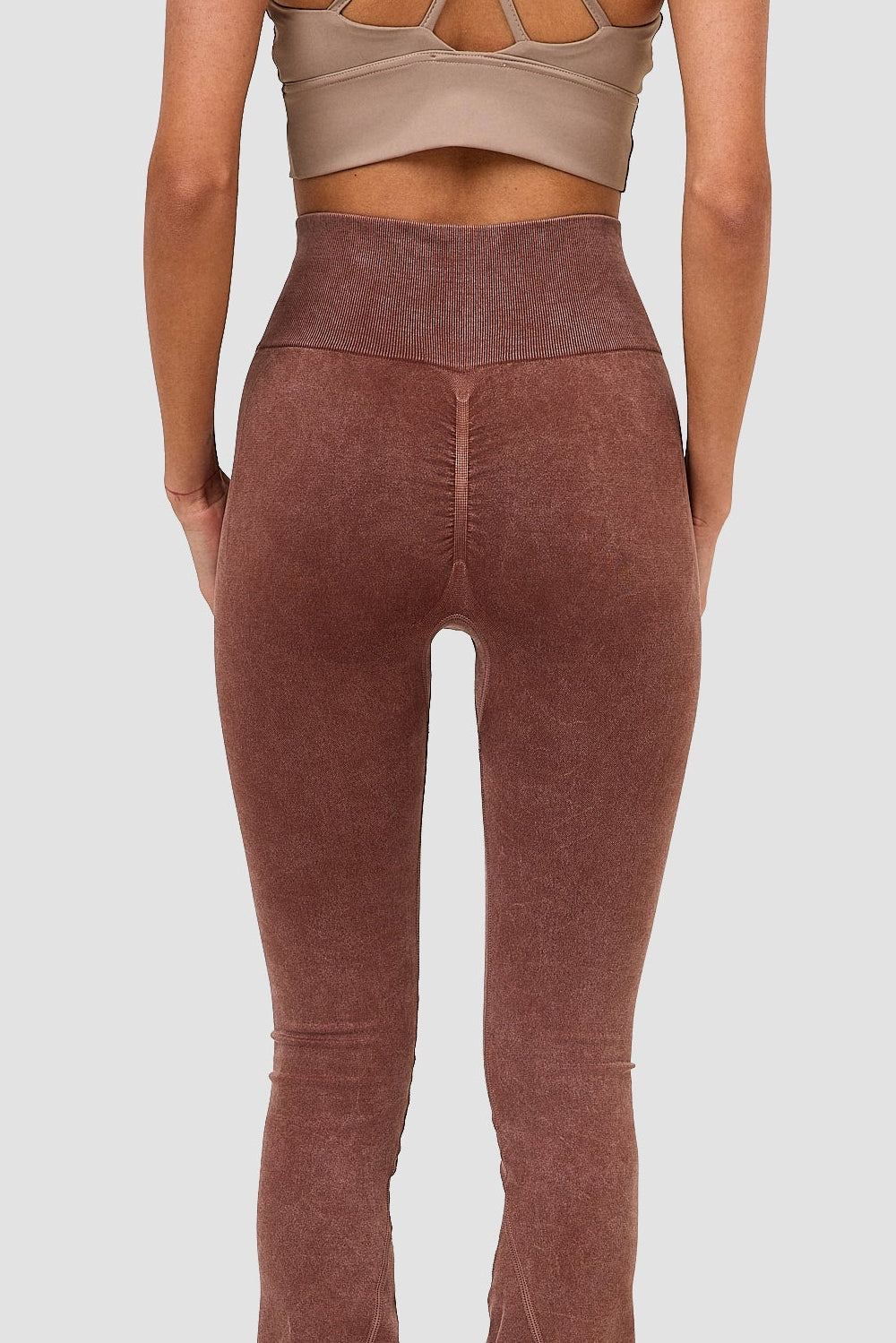 #colore_nocciola classico