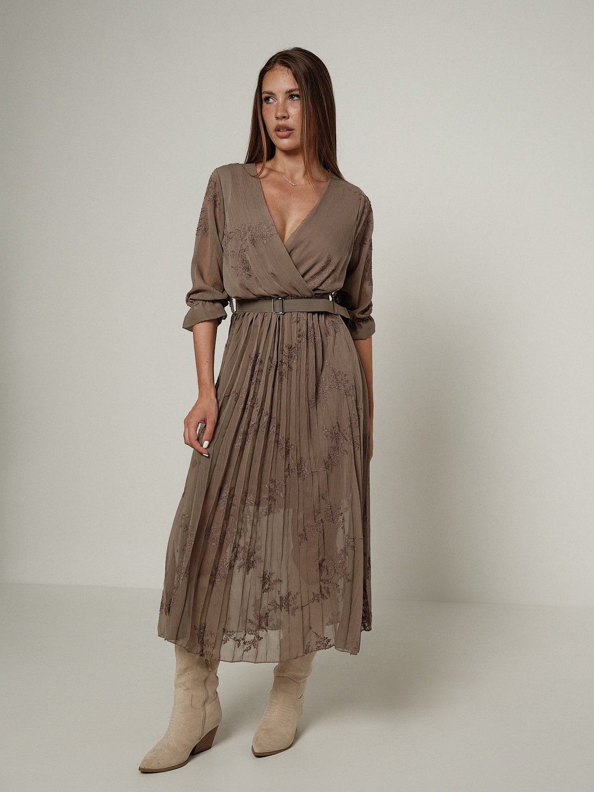 #colore_taupe
